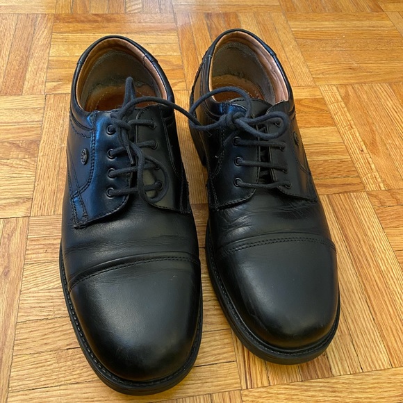Black Leather Shoes Size 10 - Picture 1 of 3